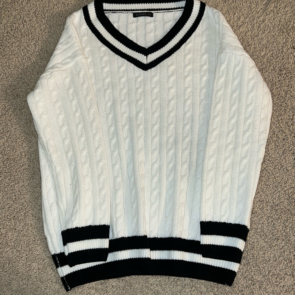 Miholl White Knitted V-Neck Sweater with Black Details
